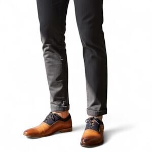 Gino Vitale Men's Lace Up Medallion Toe Dress Shoes in brown and navy Size 12